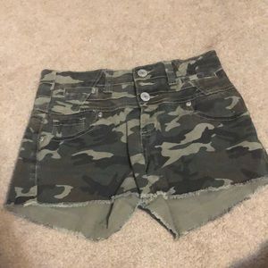 Rue 21 high waist camo shorts